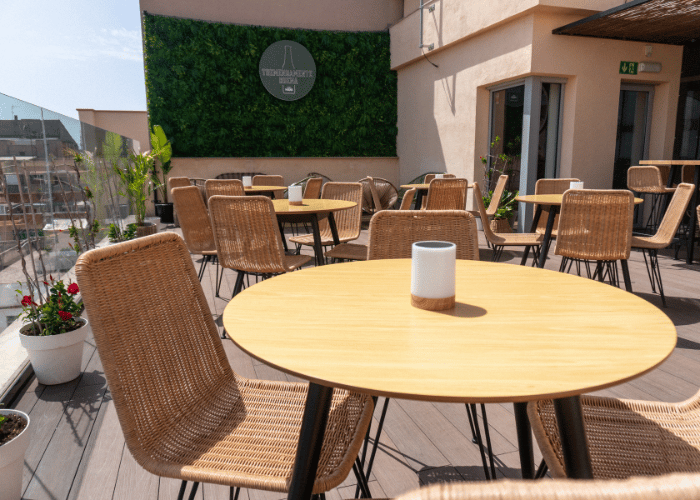 Rooftop Arya Stadium by Madanis MésQHotels