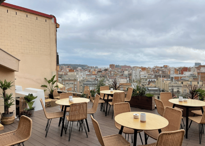 Rooftop Arya Stadium by Madanis MésQHotels